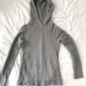 SOLD ◻️ 2/$20 J. Crew pull over hoodie sweatshirt side pockets S/M
